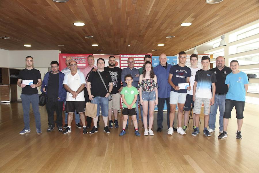 Foto de familia de los ganadores.