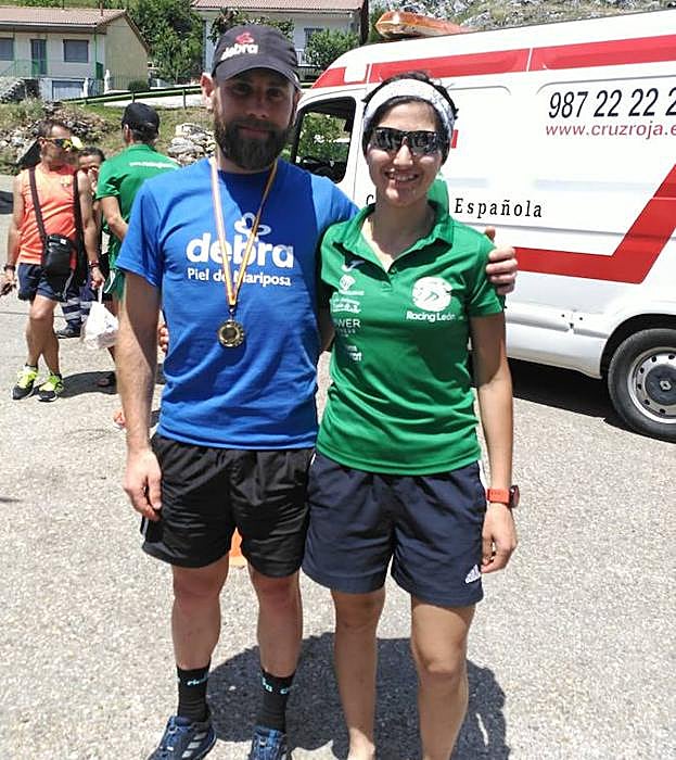 José Adriel Pérez y Joana Filipa. 