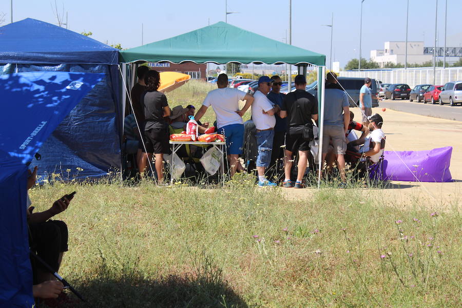 Fotos: Concentración a las puertas de Vestas