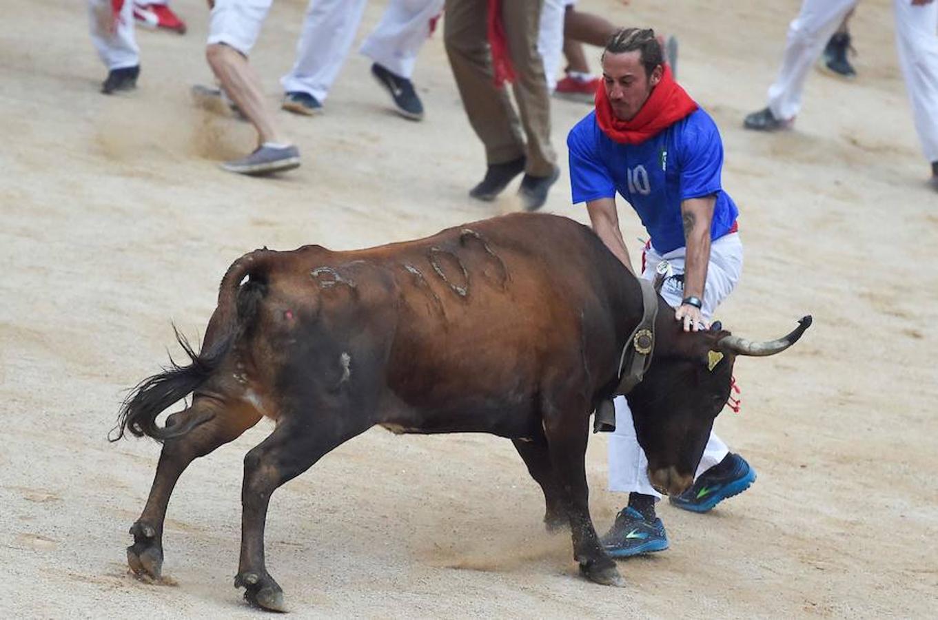 Los toros de Jandilla han provocado el segundo herido por asta de toro de estos Sanfermines.