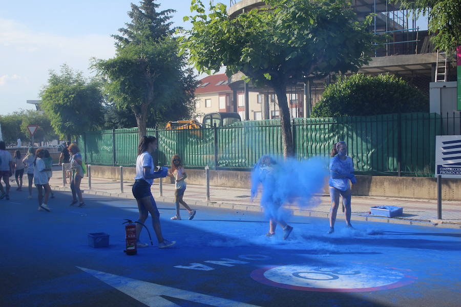 Fotos: La Color Party de La Virgen del Camino celebra su cuarta edición