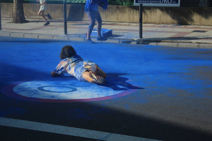 Fotos: La Color Party de La Virgen del Camino celebra su cuarta edición