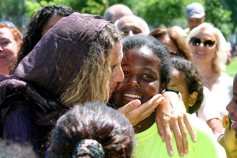 Fotos: Jornada de encuentro de los participantes en el programa &#039;Vacaciones en paz&#039;