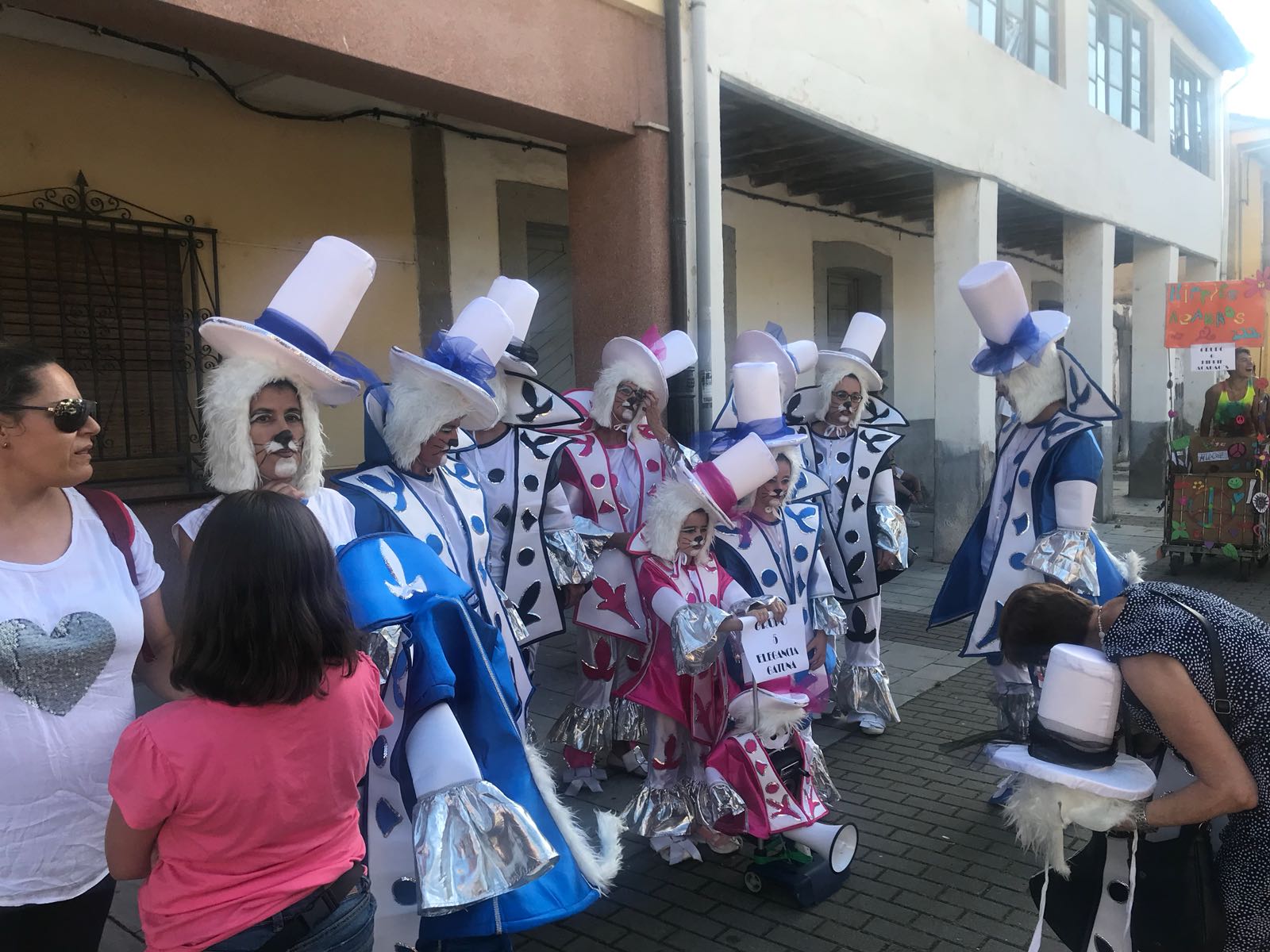 Fotos: El Carnaval también es para el verano en Pola de Gordón