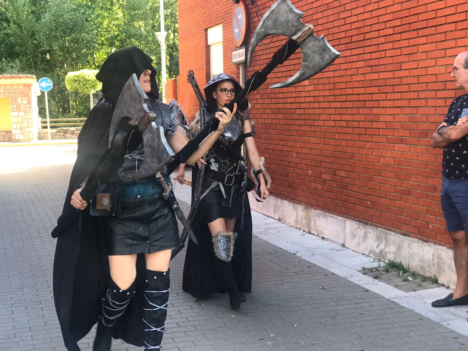 Fotos: El Carnaval también es para el verano en Pola de Gordón