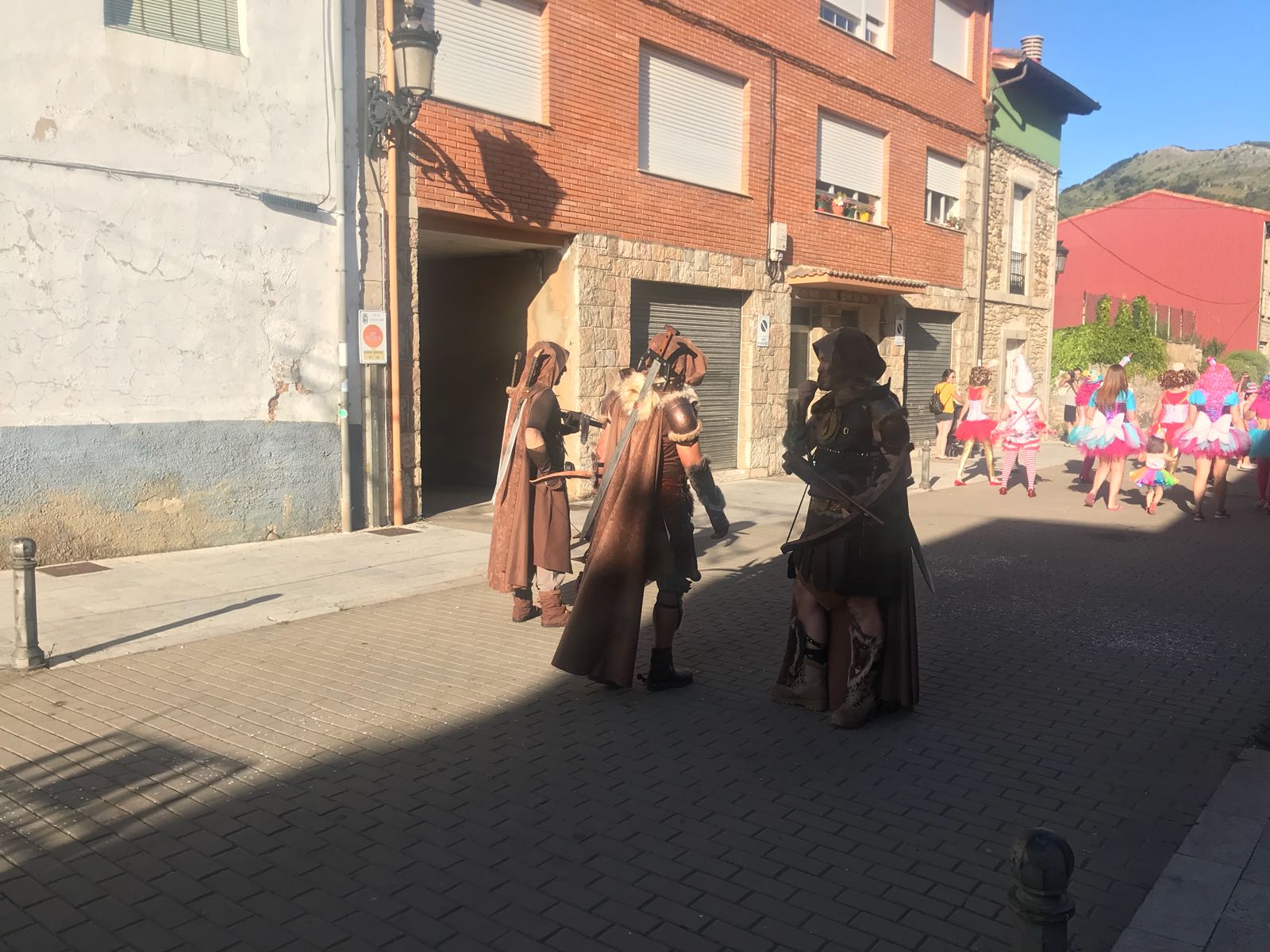 Fotos: El Carnaval también es para el verano en Pola de Gordón