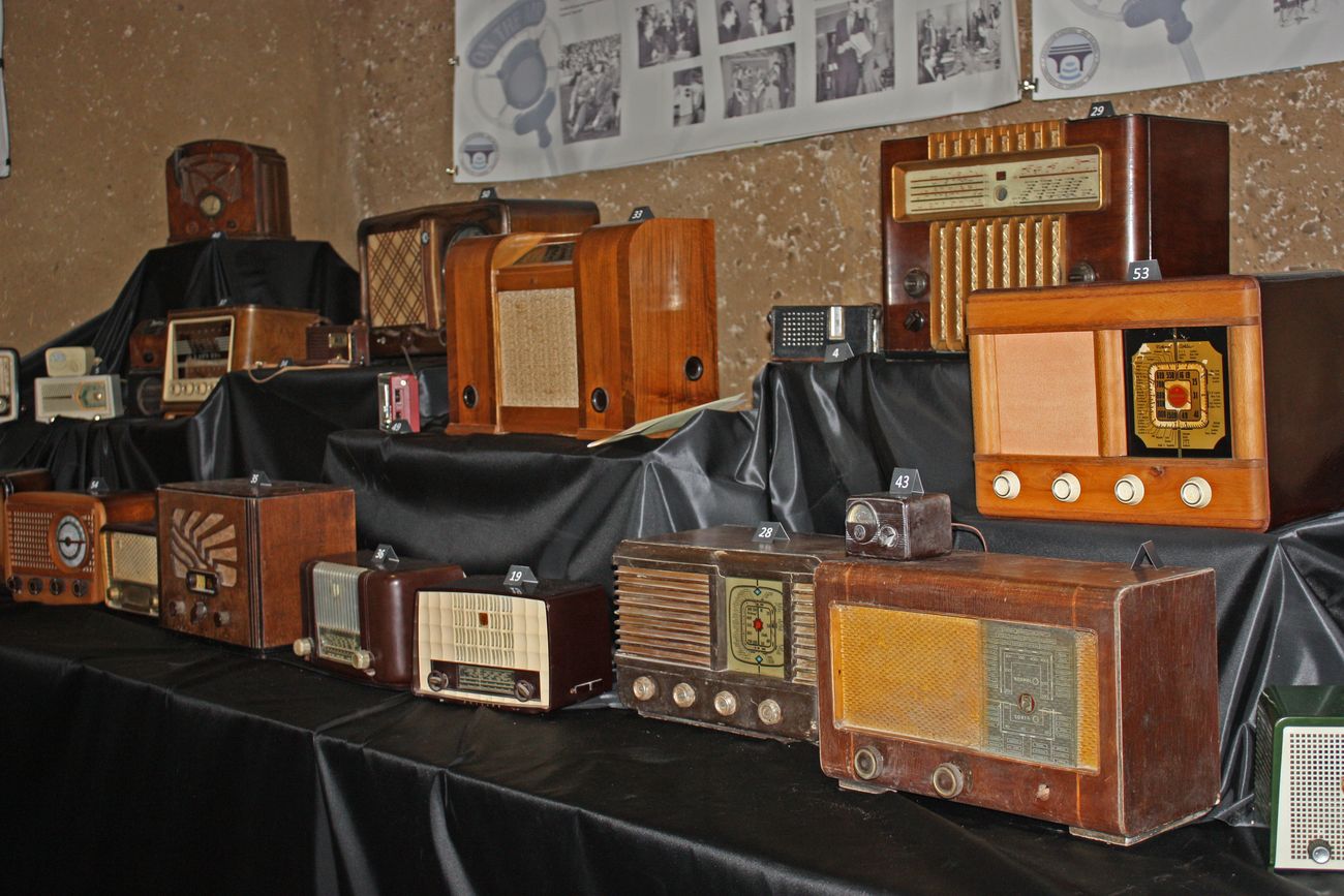 El Museo de la Industria Harinera de Castilla y León (MIHACALE) de Gordoncillo ofrece una interesante exposición con la radio como telón de fondo