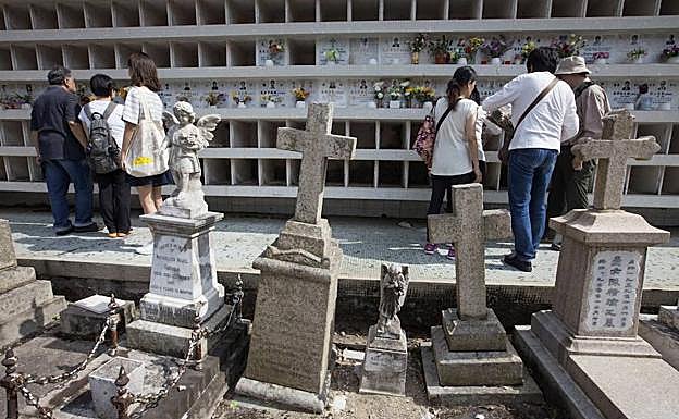 Cementerio de Cape Collinson, en Hong Kong.