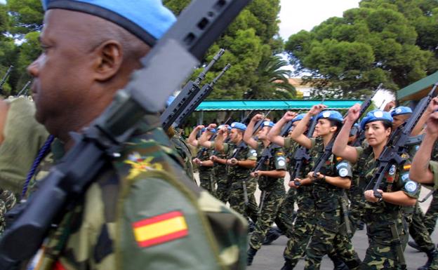 La Fiscalía de Madrid ve discriminatorio pedir la misma estatura a los aspirantes al Ejército