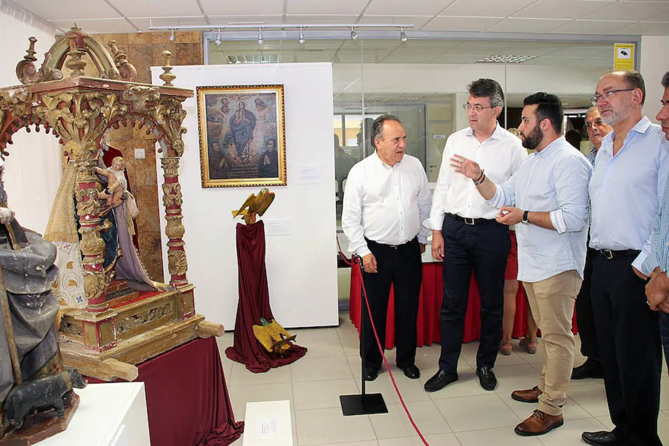 Fotos: Exposición &#039;Arte Sacro en la villa de Villadangos del Páramo&#039;