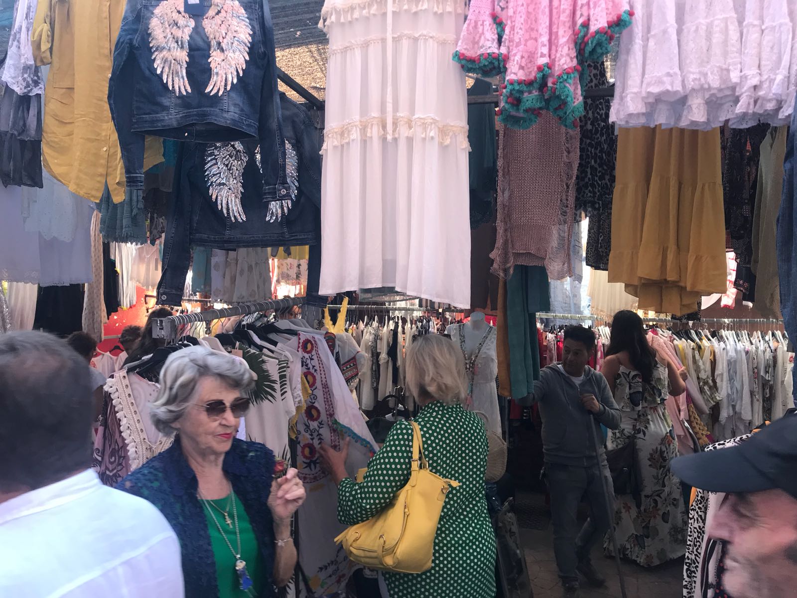 Fotos: Jueves de mercado en Valencia de Don Juan