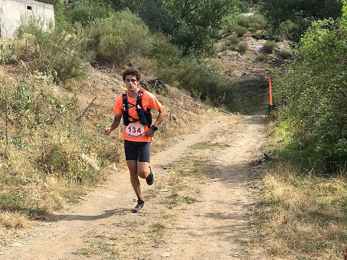 Fotos: Las mejores imágenes del Trail Villafeide 2018