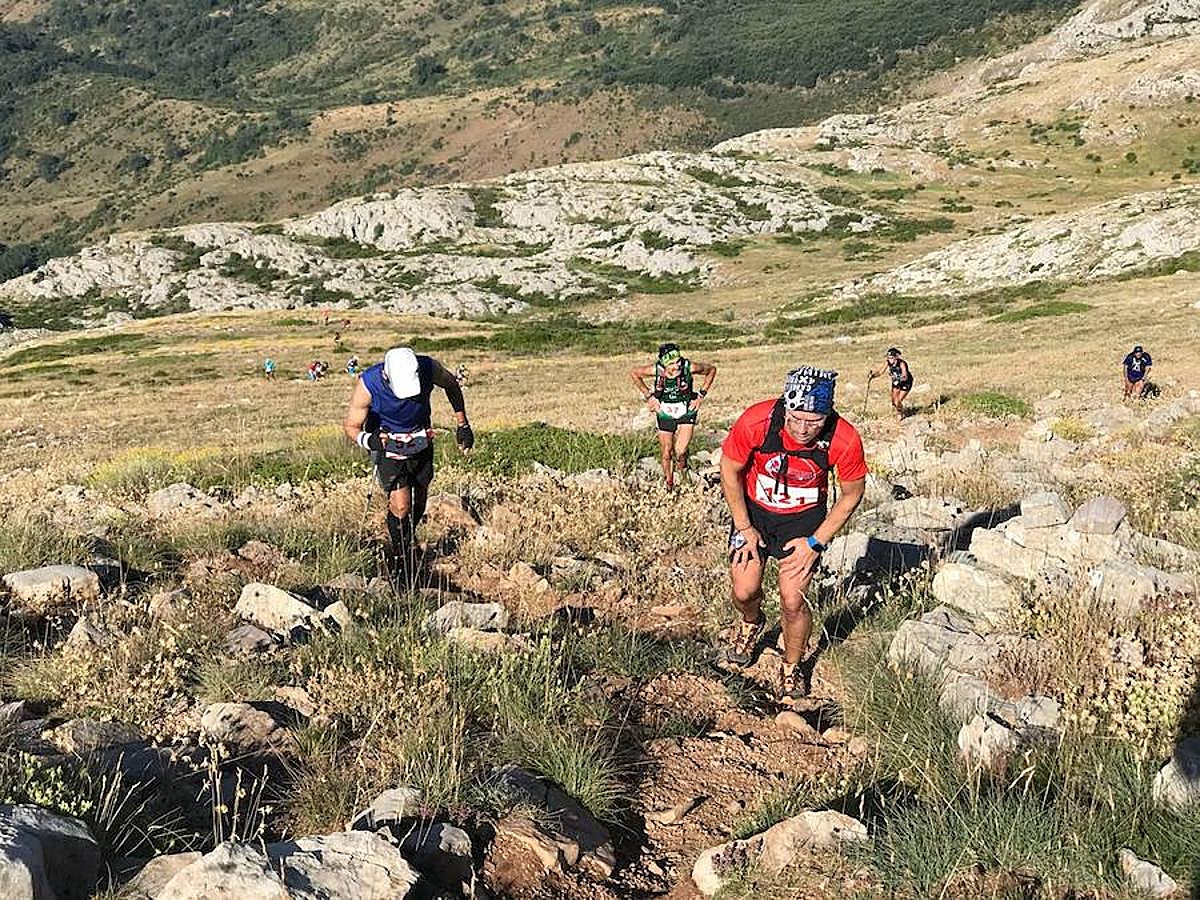 Fotos: Las mejores imágenes del Trail Villafeide 2018