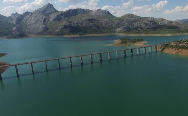 Embalse de Riaño.