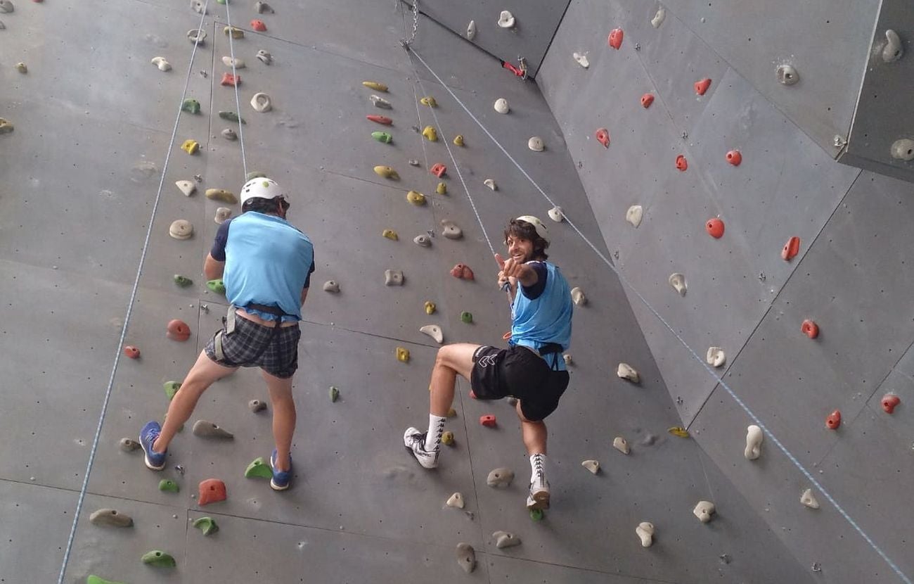 El conjunto marista sigue sumando actividades en su pretemporada | En esta ocasión escalada, tiro con arco y actividades de montaña en Vegacervera