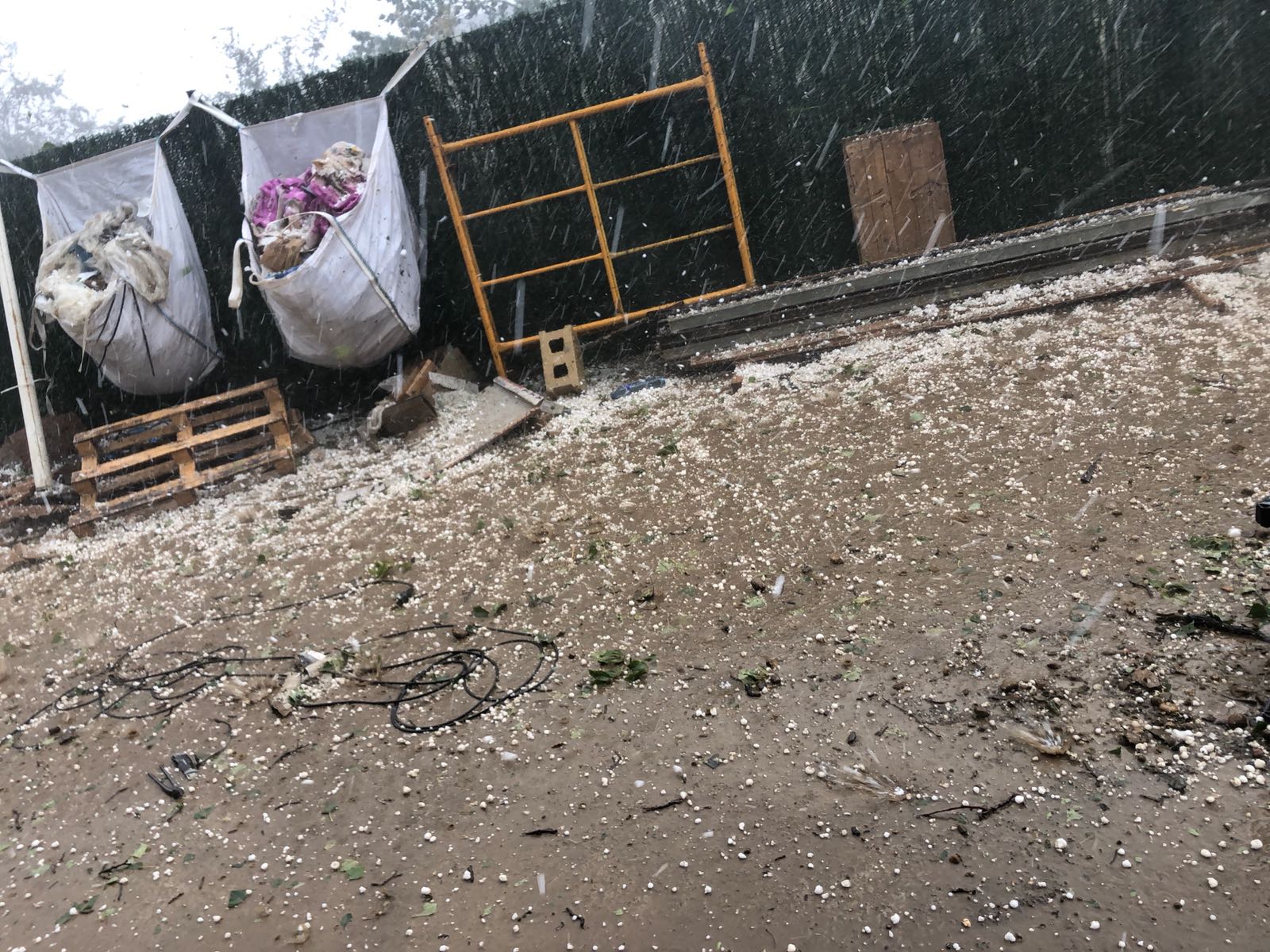 Fotos: Espectacular granizada en la provincia de León