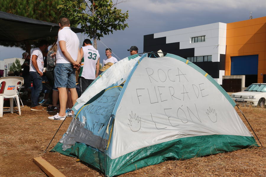 Fotos: Campamento a las puertas de Vestas