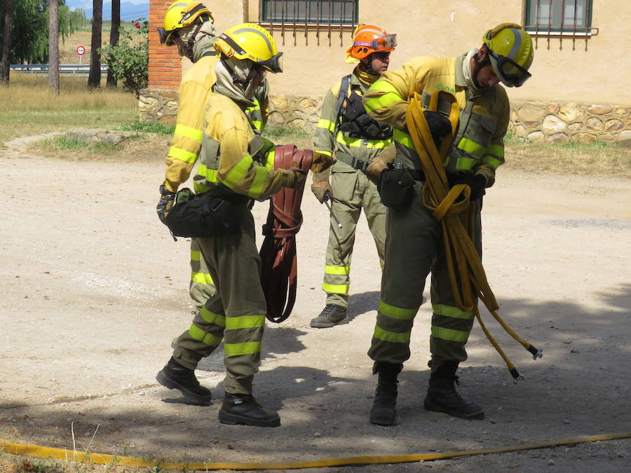 Fotos: El trabajo en la base de Camposagrado