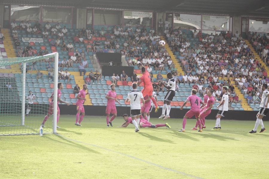 Fotos: Empate entre el Salamanca CF UDS y la Ponferradina