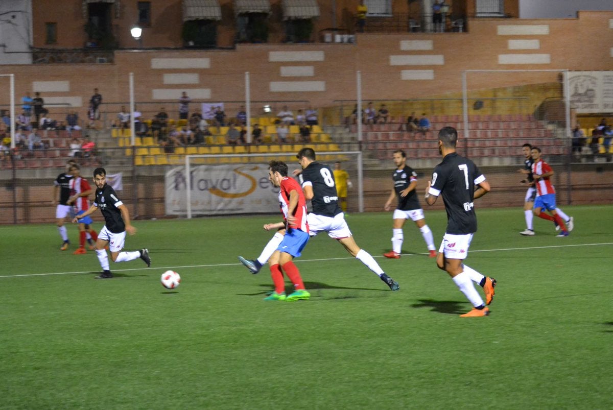 Fotos: Navalcarnero-Cultural, primera ronda de la Copa del Rey