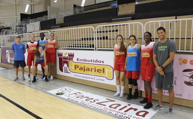 Un renovado Embutidos Pajariel Bembibre se estrena mermado ante Baxi Ferrol