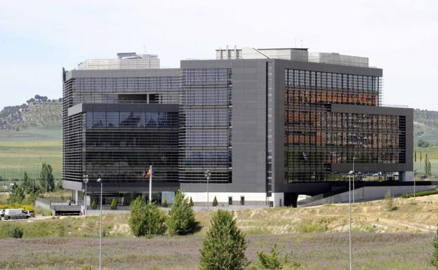 Edificio de Soluciones Empresariales, en Arroyo de la Encomienda, conocido como la Perla Negra y sede del actual ICE.