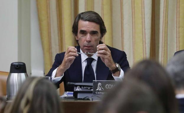 Aznar, durante su comparecencia este martes en el Congreso.