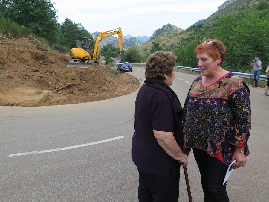 Fotos: Hallazgo de los restos de Francisco Alonso, asesinado en la Guerra Civil en Geras