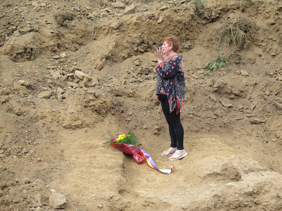 Fotos: Hallazgo de los restos de Francisco Alonso, asesinado en la Guerra Civil en Geras