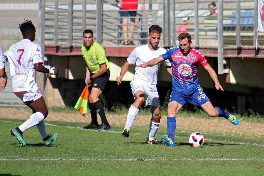 Fotos: Partido entre el Júpiter y la Segoviana