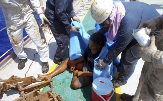 Imagen del joven indonesio que ha sobrevivido 48 días a la deriva en alta mar. 