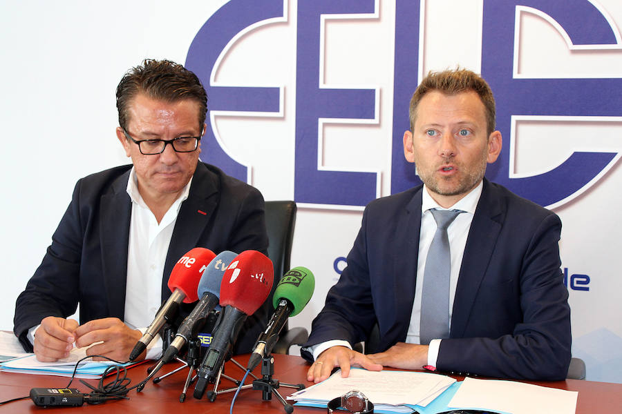 Fotos: Fele presenta datos relativos al absentismo laboral en España y en la provincia de León