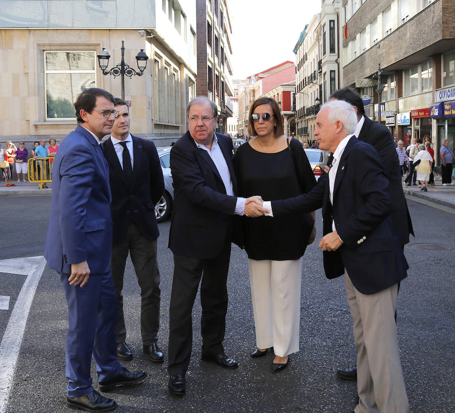 Fotos: Funeral del político leonés David Vázquez