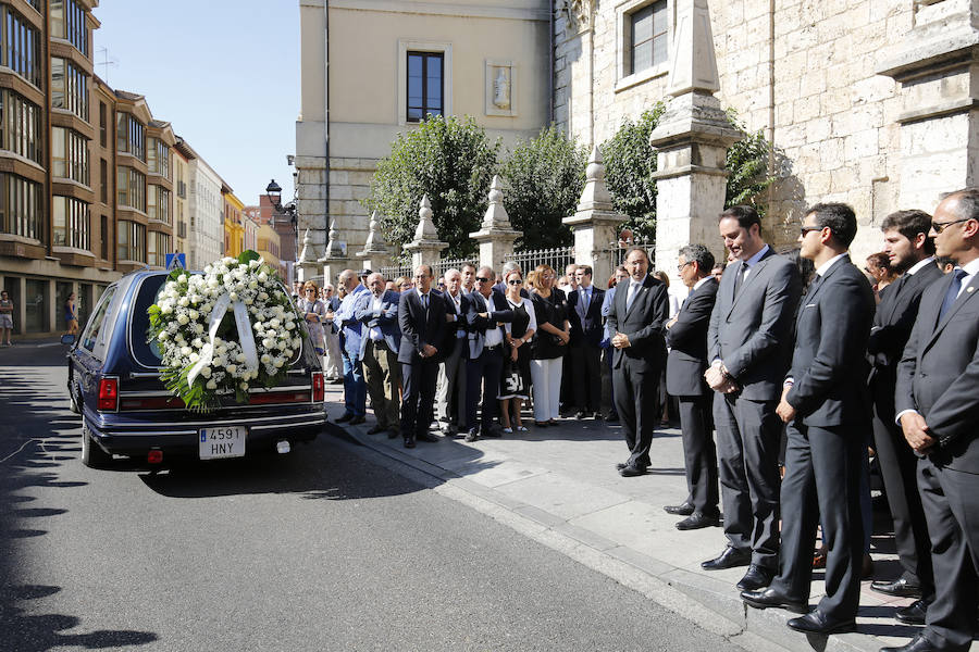 Fotos: Funeral del político leonés David Vázquez