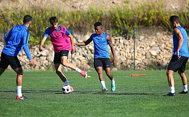 Entrenamiento de la Ponferradina.