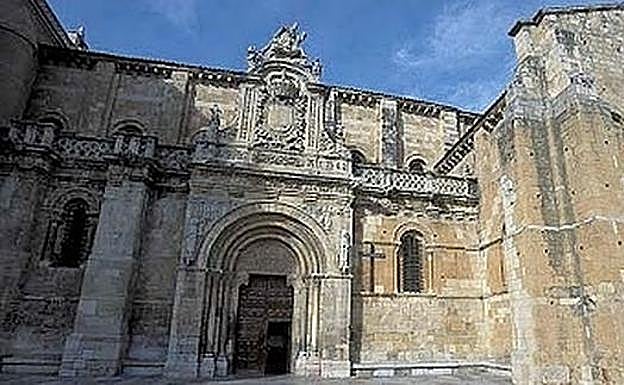 El Obispo preside el acto de apertura del curso en los cuatro centros académicos de la Diócesis