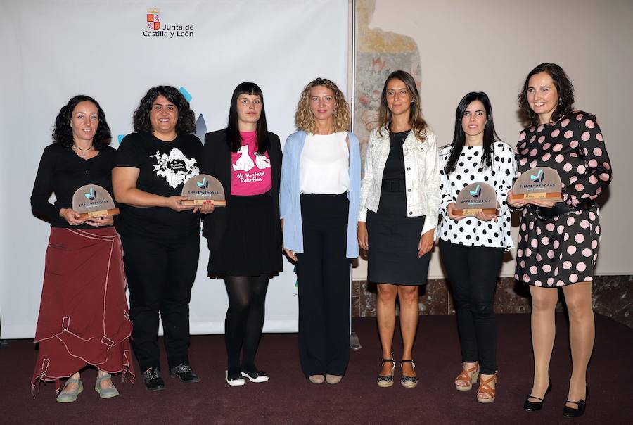 Fotos: Entrega de los &#039;I Premios Emprendedoras Castilla y León Rural&#039;