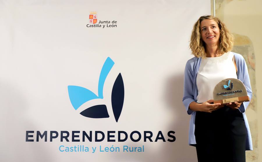 Fotos: Entrega de los &#039;I Premios Emprendedoras Castilla y León Rural&#039;