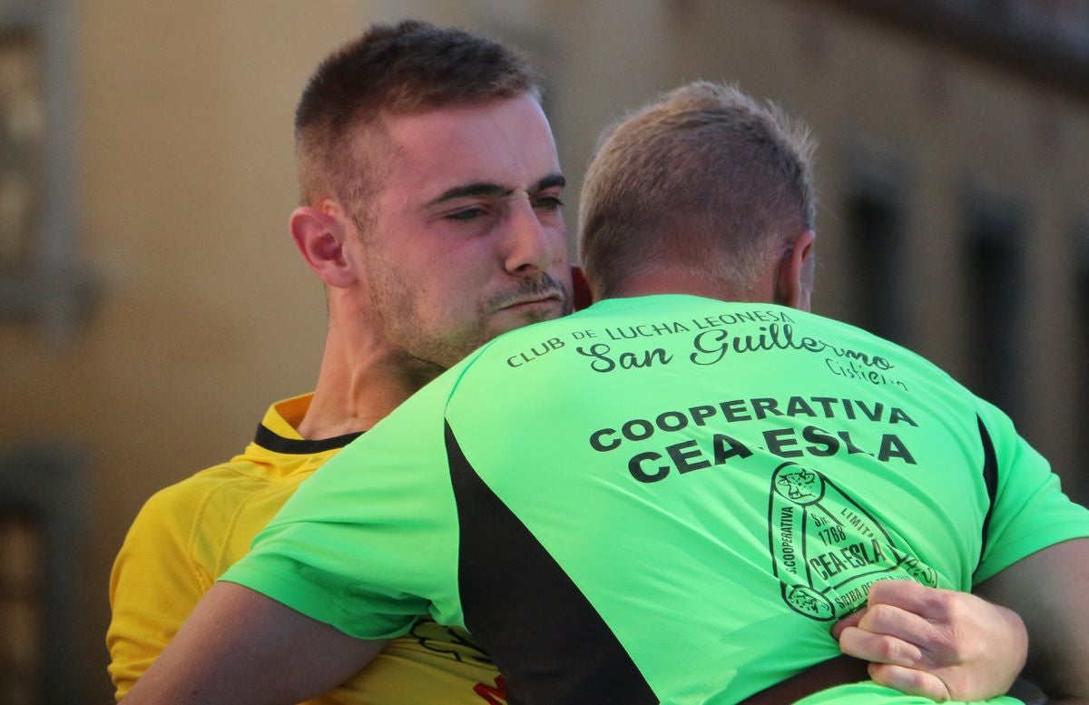 Fotos: La Catedral de León preside el Corro de San Froilán