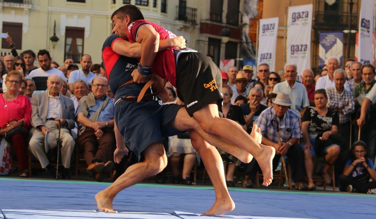 Fotos: La Catedral de León preside el Corro de San Froilán