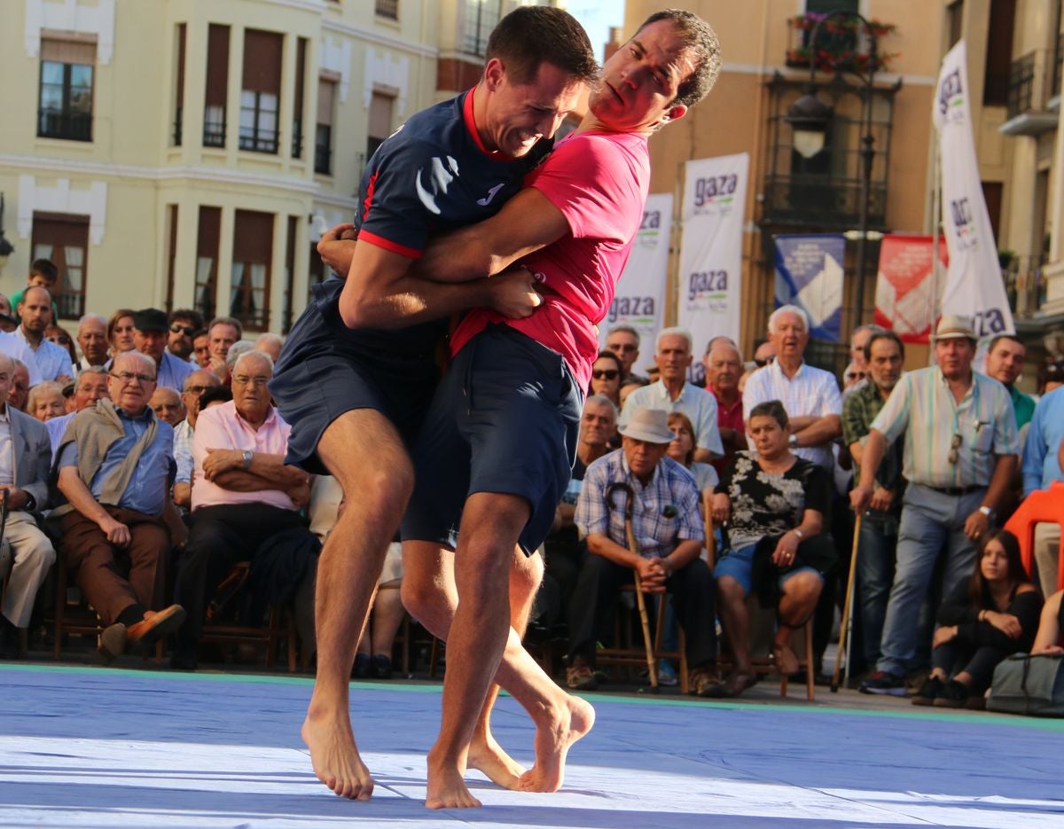Fotos: La Catedral de León preside el Corro de San Froilán