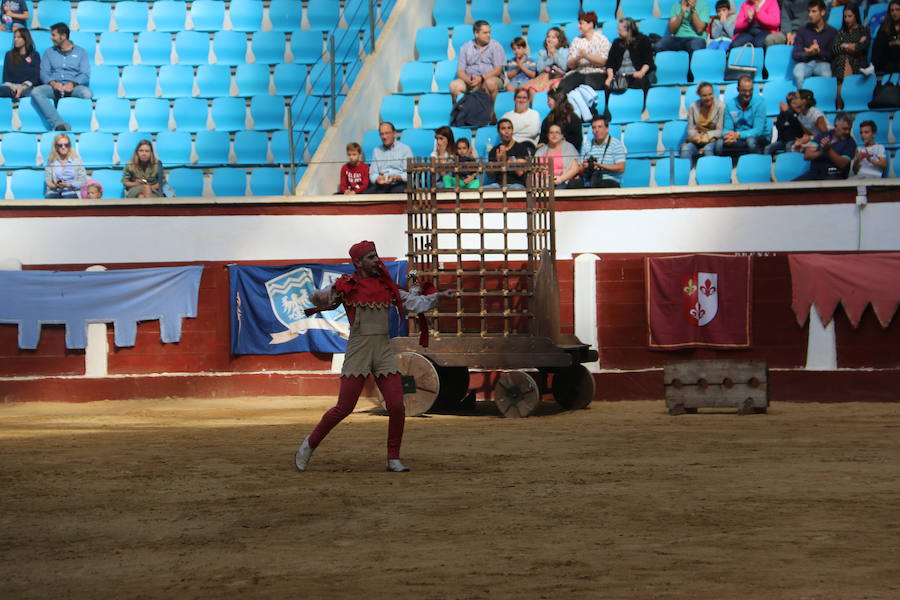 La arena de la Plaza de Toros acoge este año por primera vez la celebración de 'Las Justas Medievales' en honor al patrón