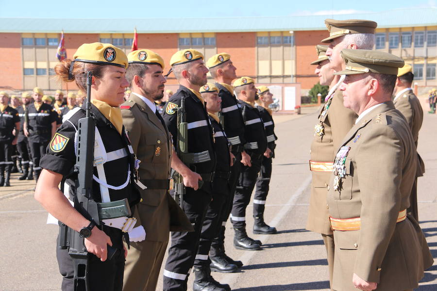 El V Batallón de Intervención en Emergencias de la Unidad Militar de Emergencias, con base en la localidad leonesa de El Ferral del Bernesga celebra la festividad en honor a su Patrona, Nuestra Señora del Rosario.