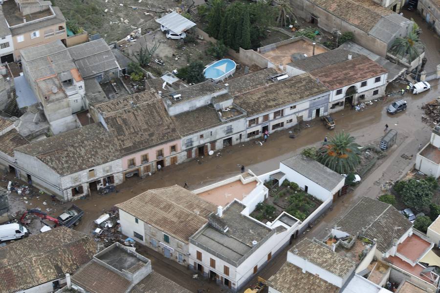 Los efectivos de la UME colaboran en las tareas de recuperación de las zonas afectadas por las inundaciones de Mallorca