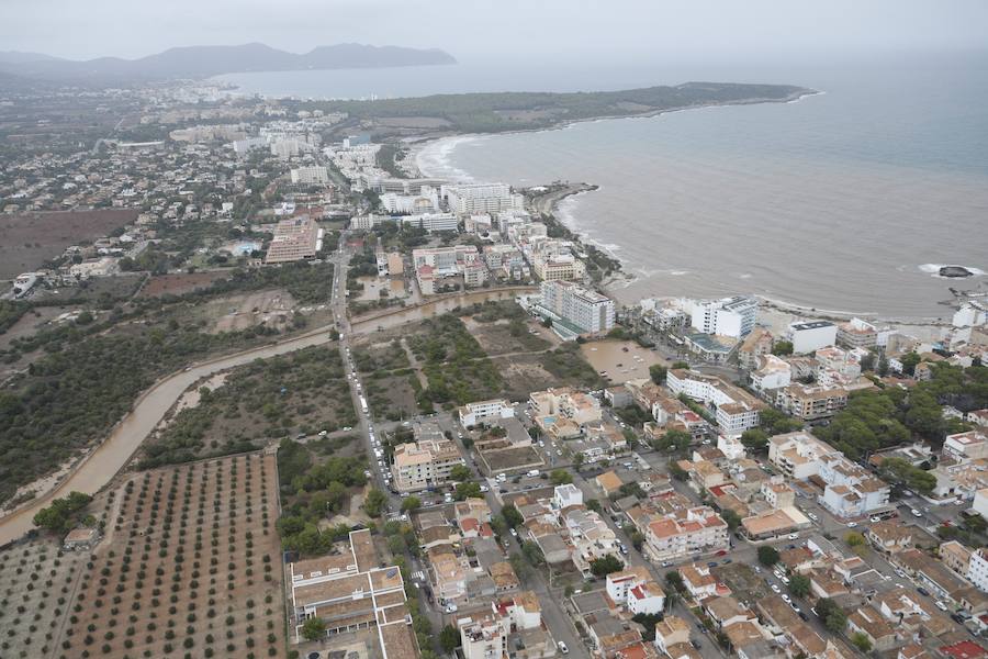 Los efectivos de la UME colaboran en las tareas de recuperación de las zonas afectadas por las inundaciones de Mallorca