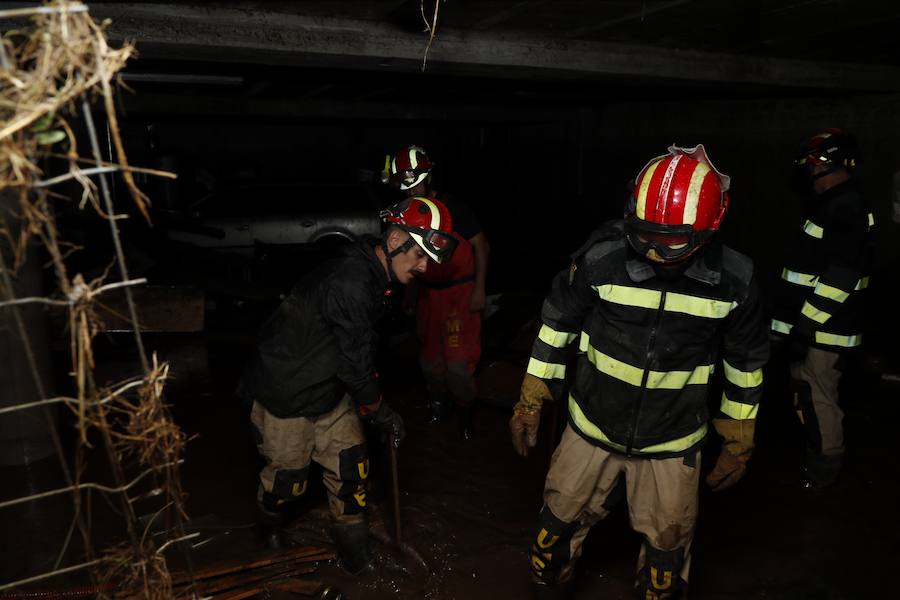 Los efectivos de la UME colaboran en las tareas de recuperación de las zonas afectadas por las inundaciones de Mallorca