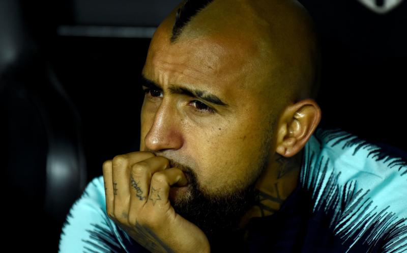 Vidal, en un partido con España.