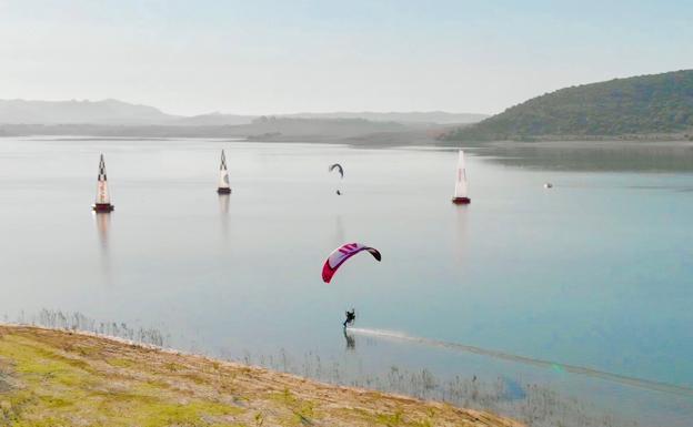 Moncho logra un polémico segundo puesto en el Nacional de paramotor