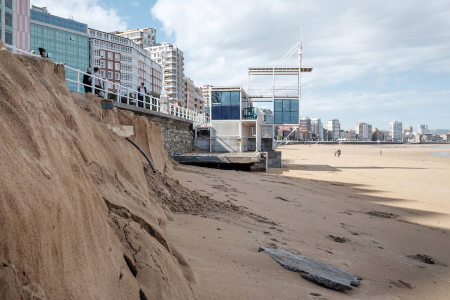 Fotos: La playa de San Lorenzo pierde arena