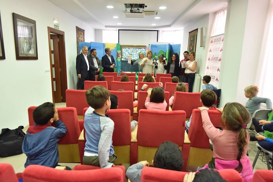 Aleco conciencia sobre la importancia del reciclaje a los escolares de León